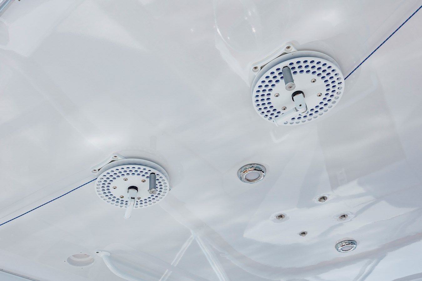 Лучшая цена на Nuts and Bolts - SCOPINICH