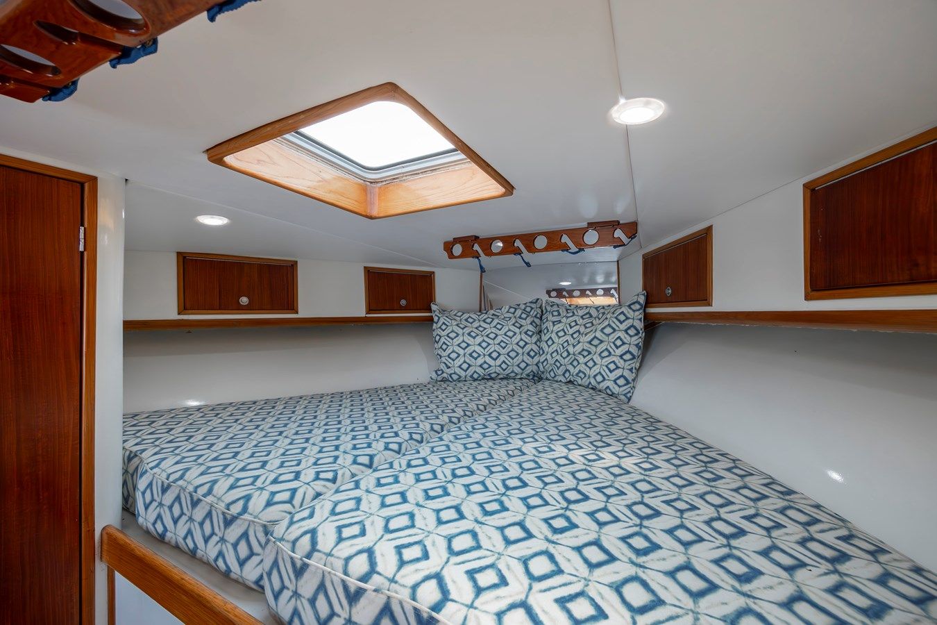 Купить Nuts and Bolts - SCOPINICH