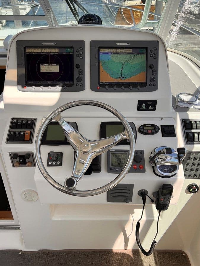 Buy a Whitebird Wellcraft 360 Coastal at Shestakov Yacht Sales