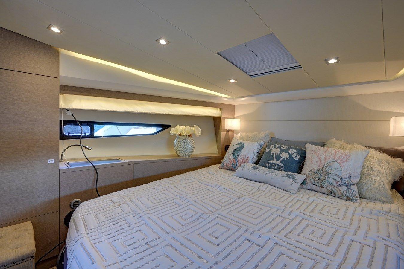 the best price on Lady Maro - PRESTIGE