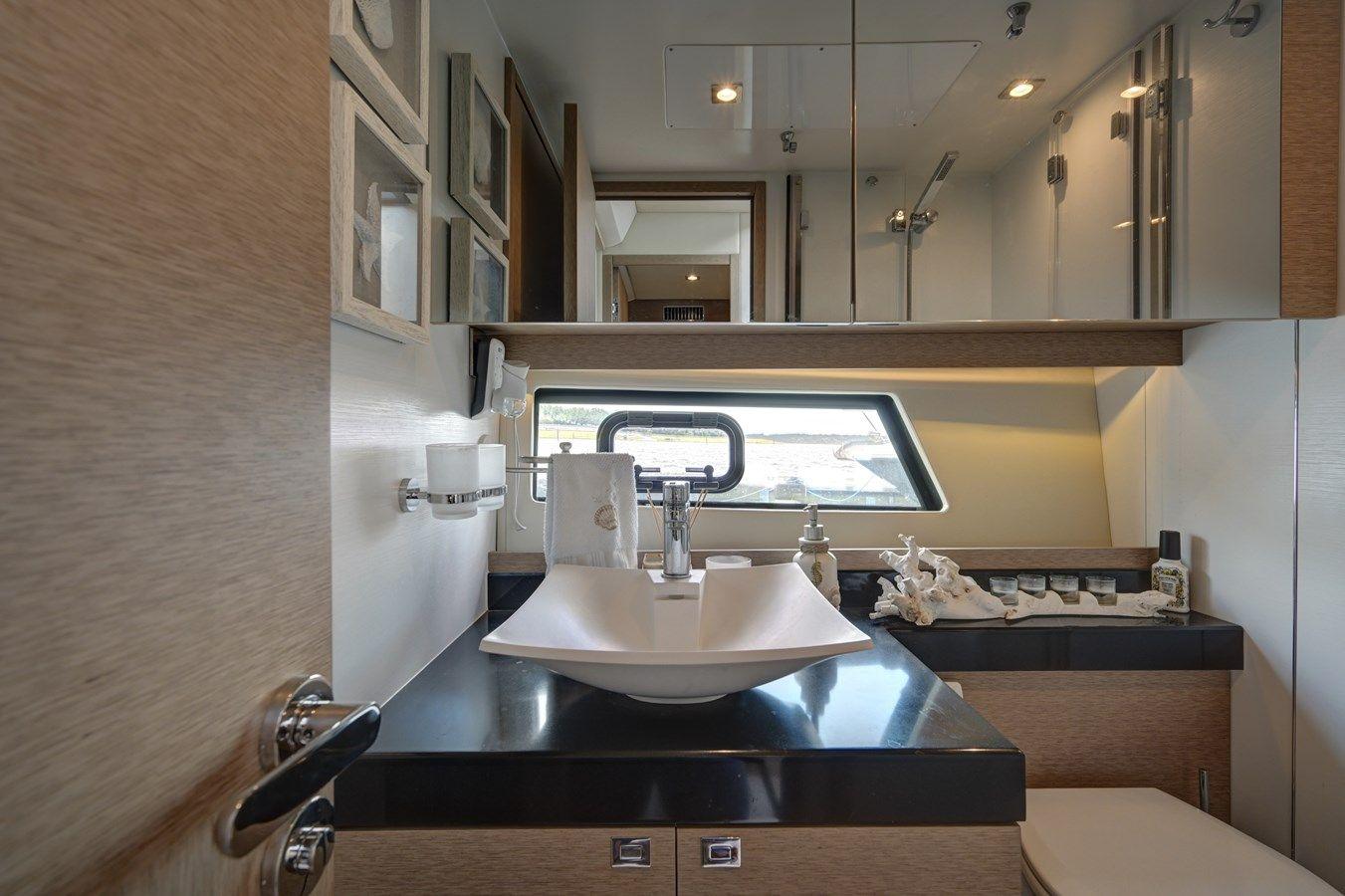 the best price on Lady Maro - PRESTIGE