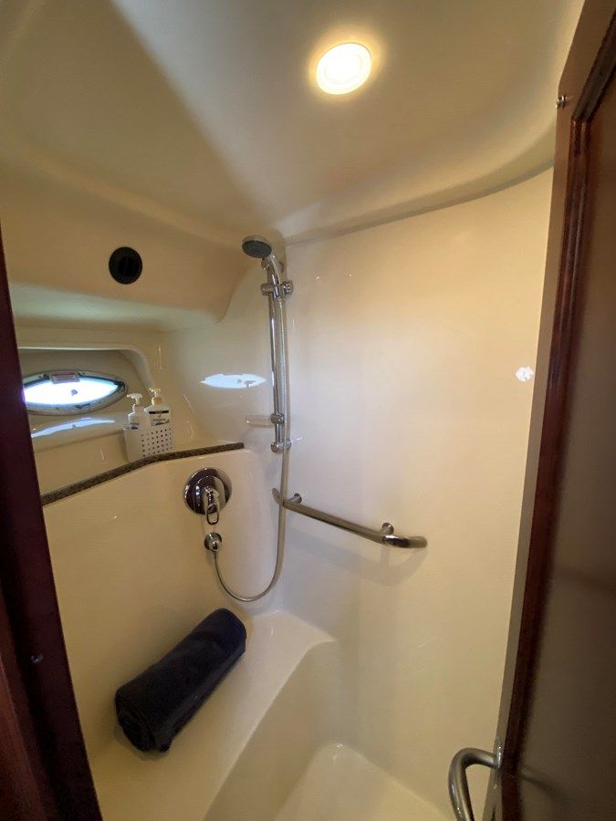 Blue Pearl - SEA RAY yacht sale