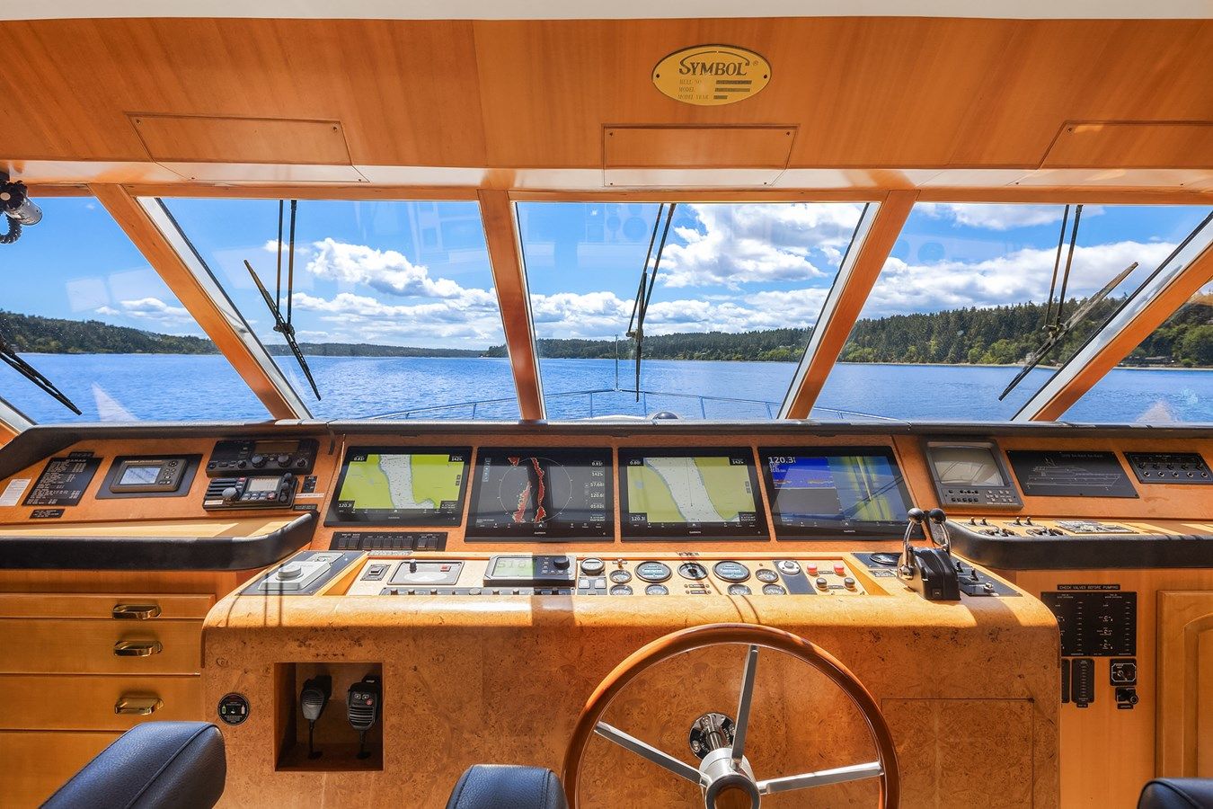 Buy a yacht QUE SA-RAH SA-RAH Pilothouse