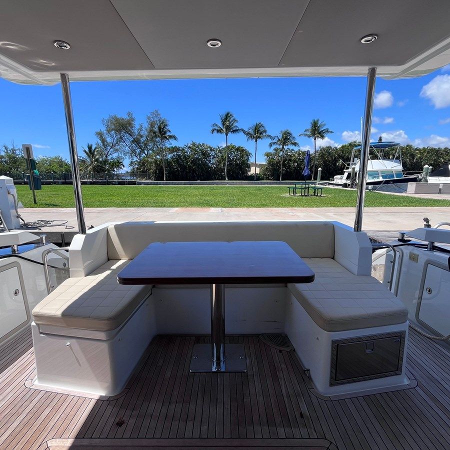 best yacht sales deals Mer-Sea 50 fly