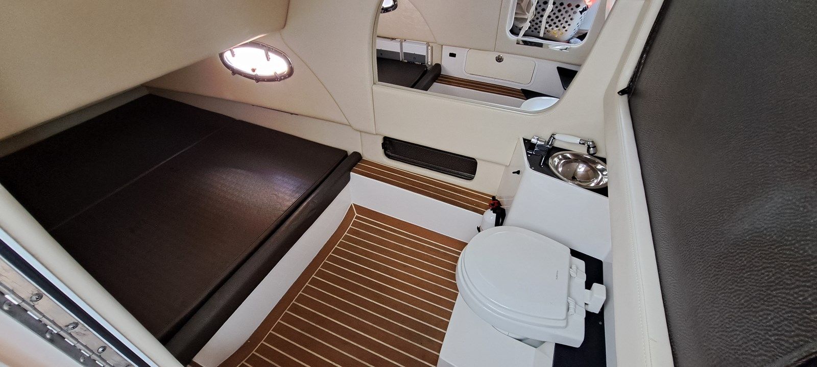 Купить яхту - - Nor-Tech в Shestakov Yacht Sales