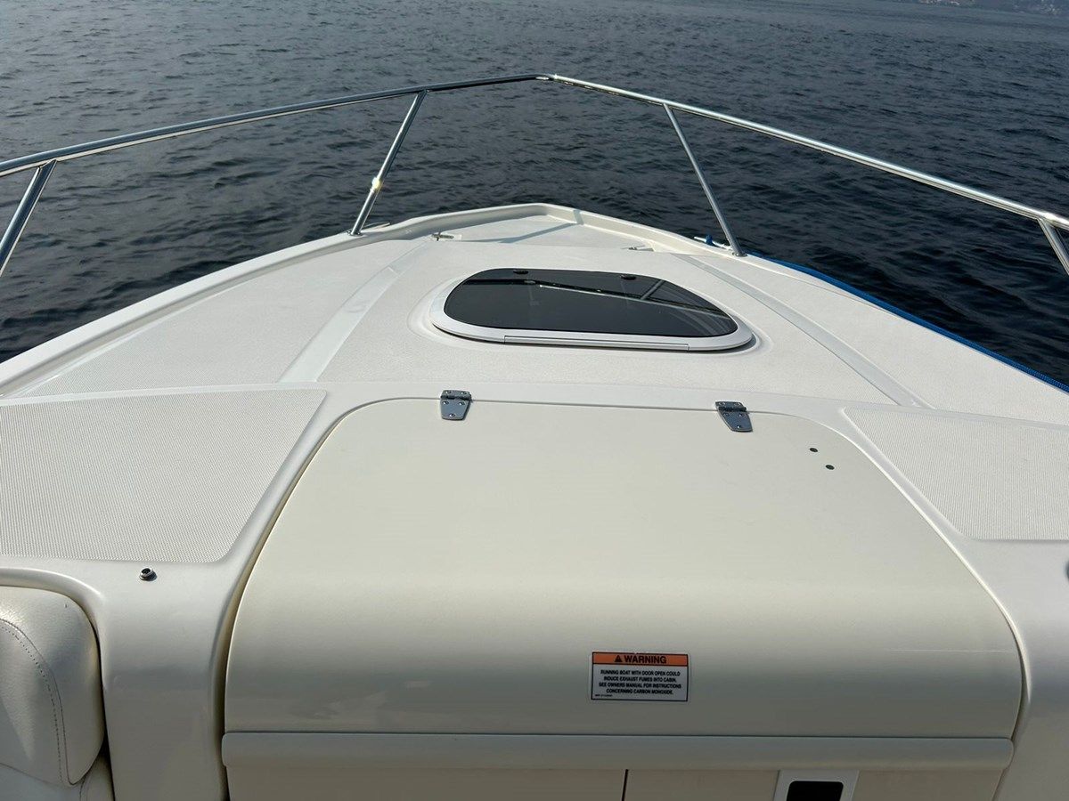 best yacht sales deals 2009 Boston Whaler 320 Outrage Cuddy Cabin @ Puerto Vallarta 32