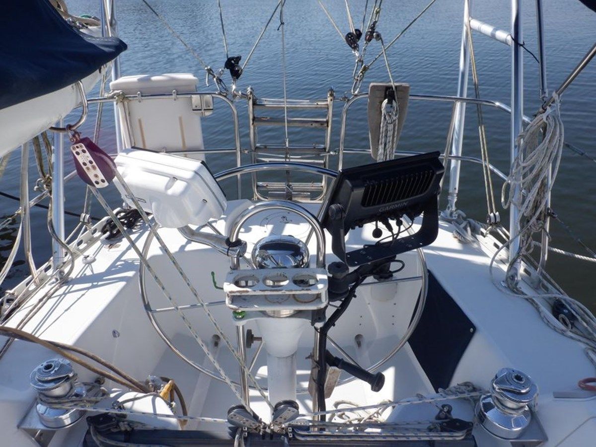 1990 J Boats J34C - J BOATS