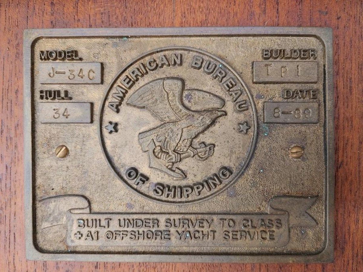 1990 J Boats J34C 34 price