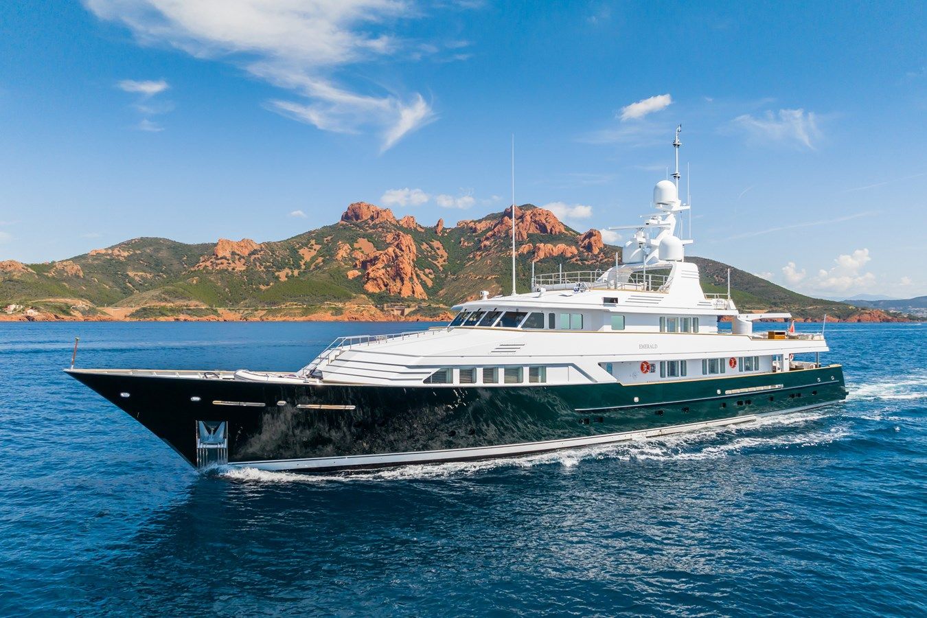 Продажа яхты EMERALD - FeadShip