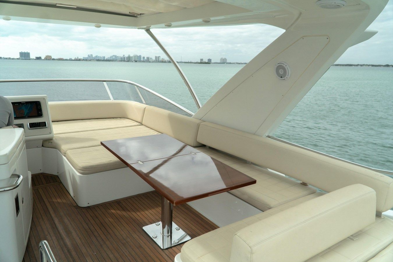 Buy a yacht Mayer 2013