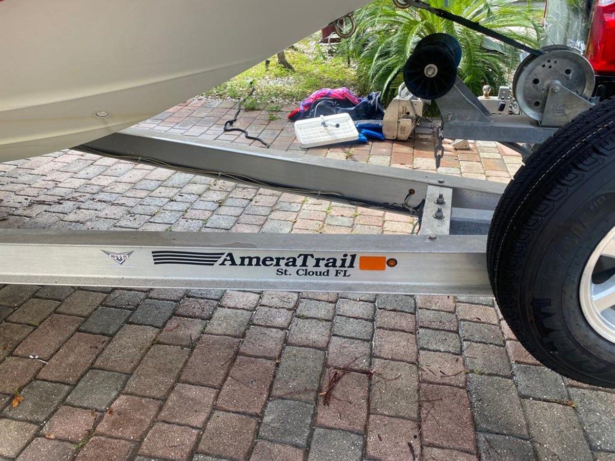 2010 Starcraft Sun Deck yacht sale