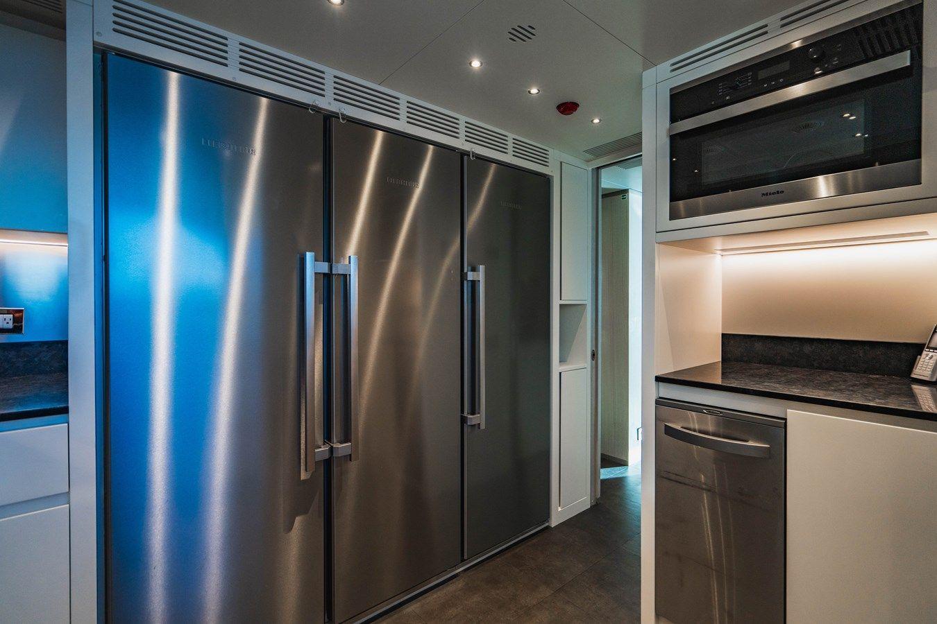 ABBENTURES III 2021 yacht sale