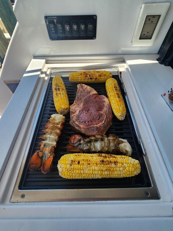 Стоимость яхты DILLIGAF - Regal