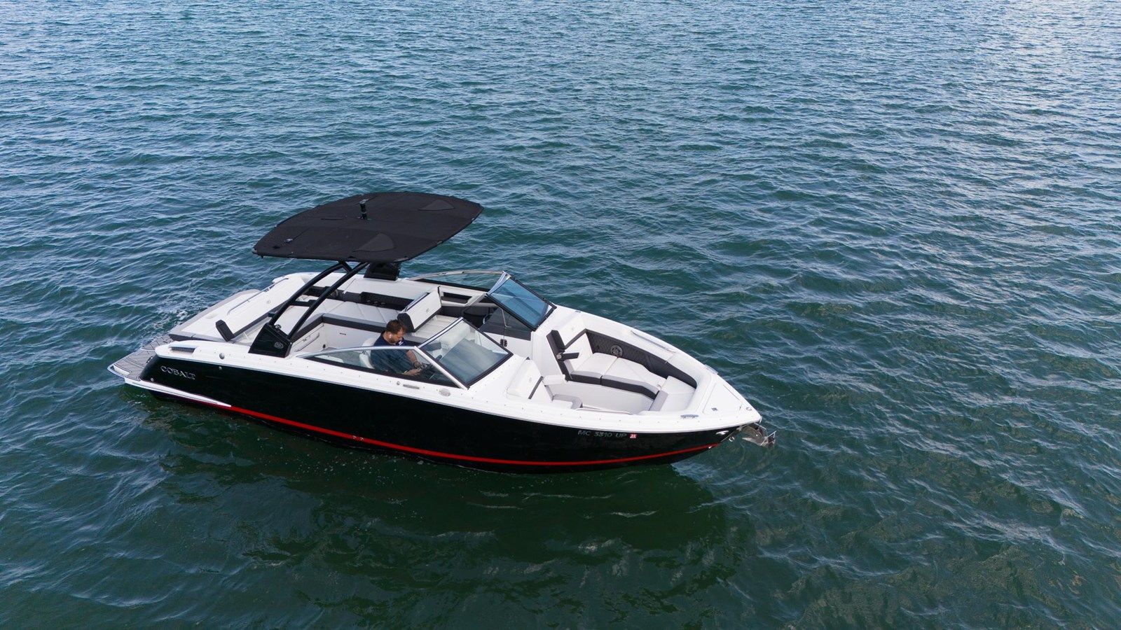 best yacht sales deals 2021 Cobalt R8 28