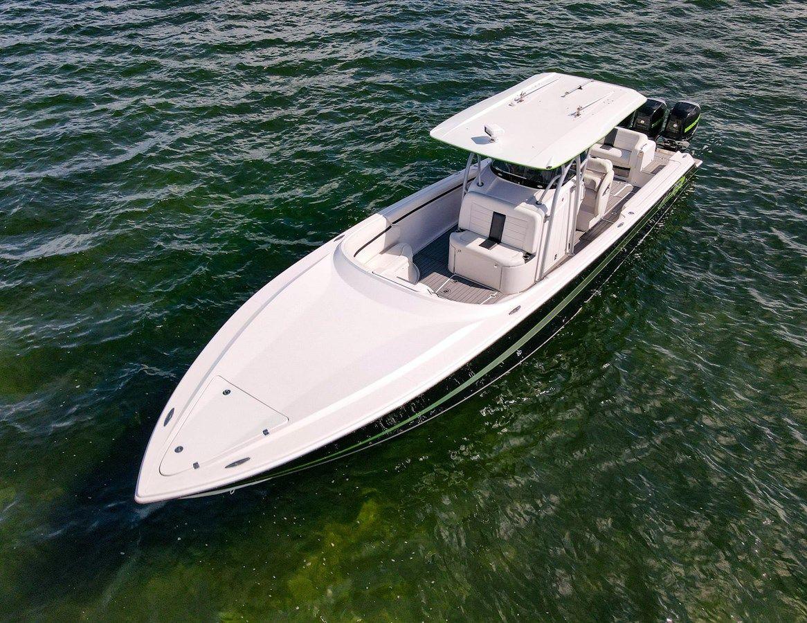 Buy a yacht 2014 Nor-Tech 390 Sport Cuddy 2014