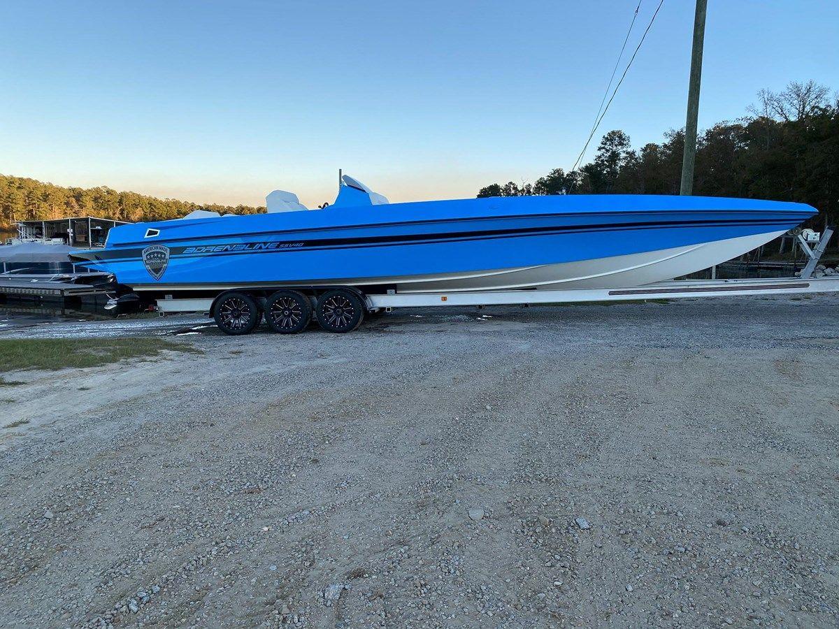 Buy a yacht 2010 Adrenaline SV40 - ADRENALINE POWERBOATS INTER INC