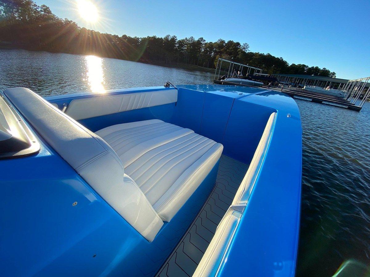 Buy a yacht 2010 Adrenaline SV40 SV40