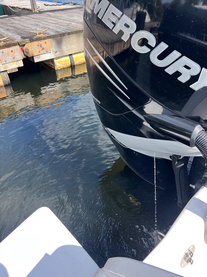 best yacht sales deals 2010 Intrepid 245 Center Console 2010