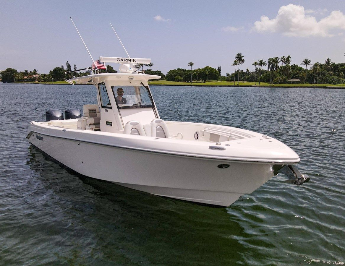 best yacht sales deals 2012 Everglades 325 Center Console