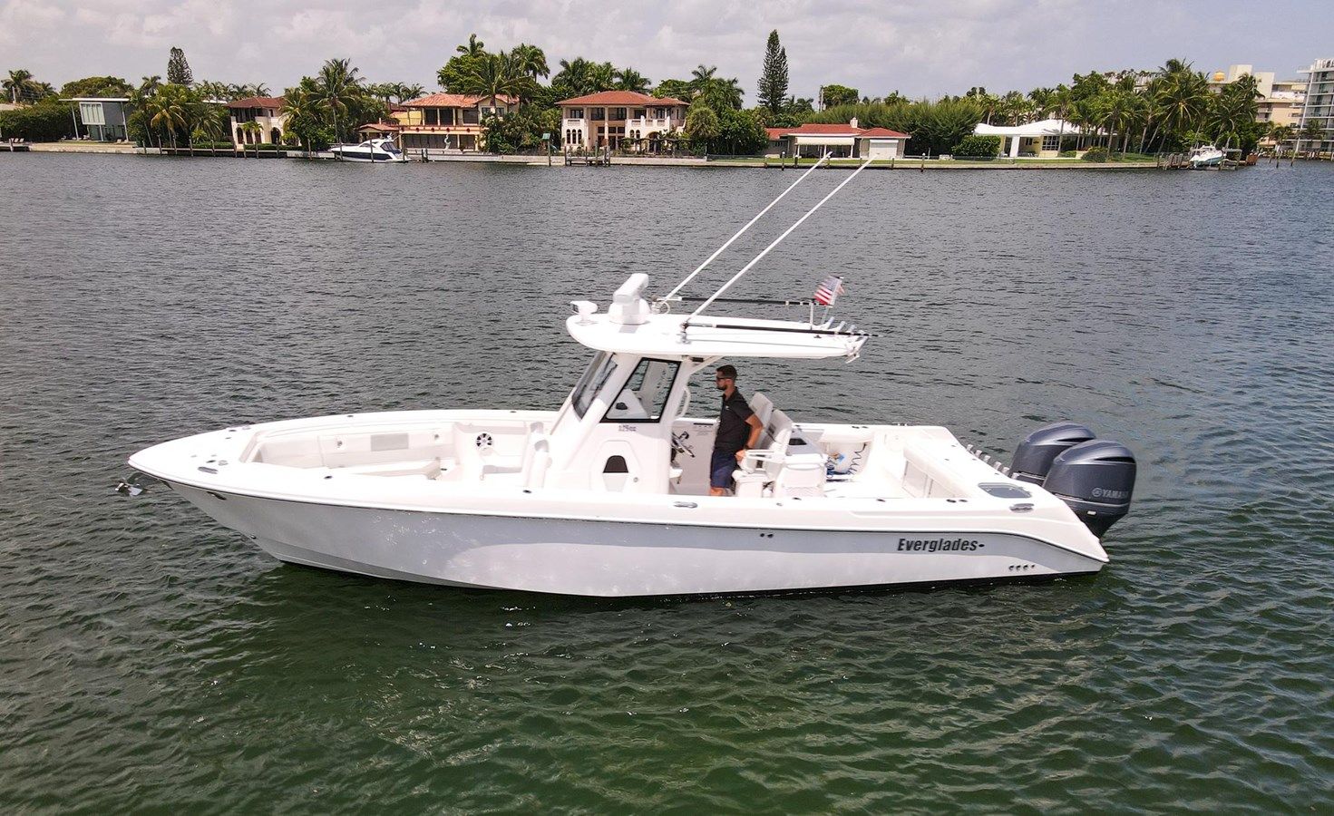 best yacht sales deals 2012 Everglades 325 Center Console - Everglades