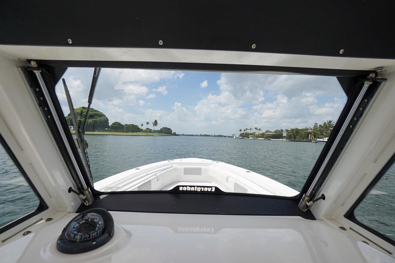 2012 Everglades 325 Center Console - Everglades