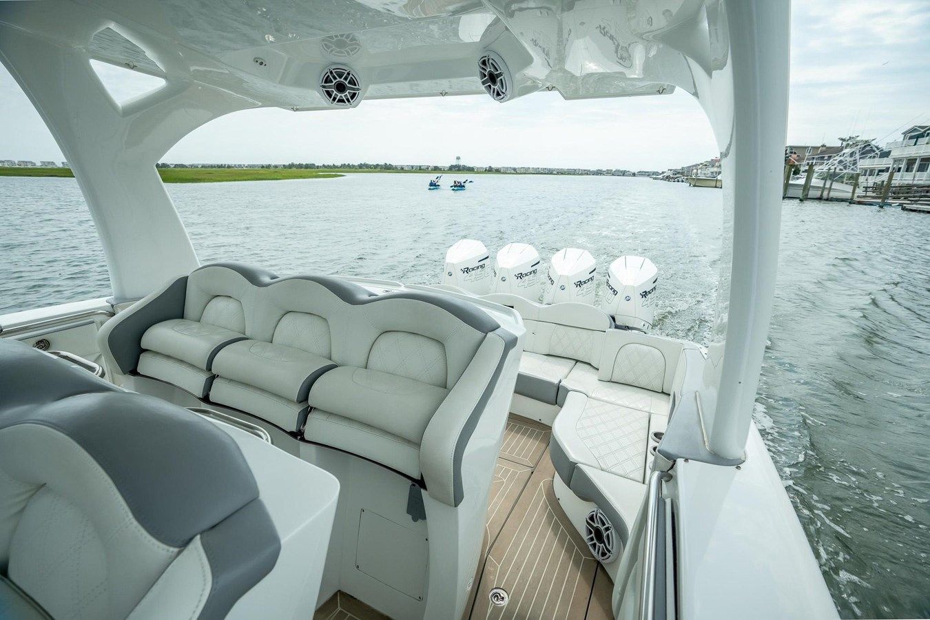 best yacht sales deals 2017 MTI V42 - MTI