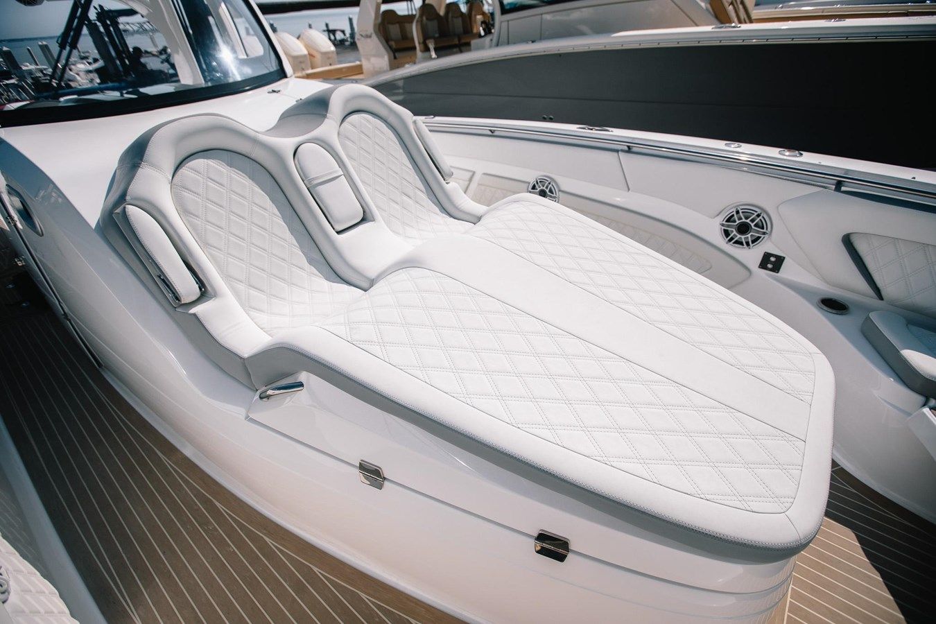 best yacht sales deals 2017 MTI V42 V42