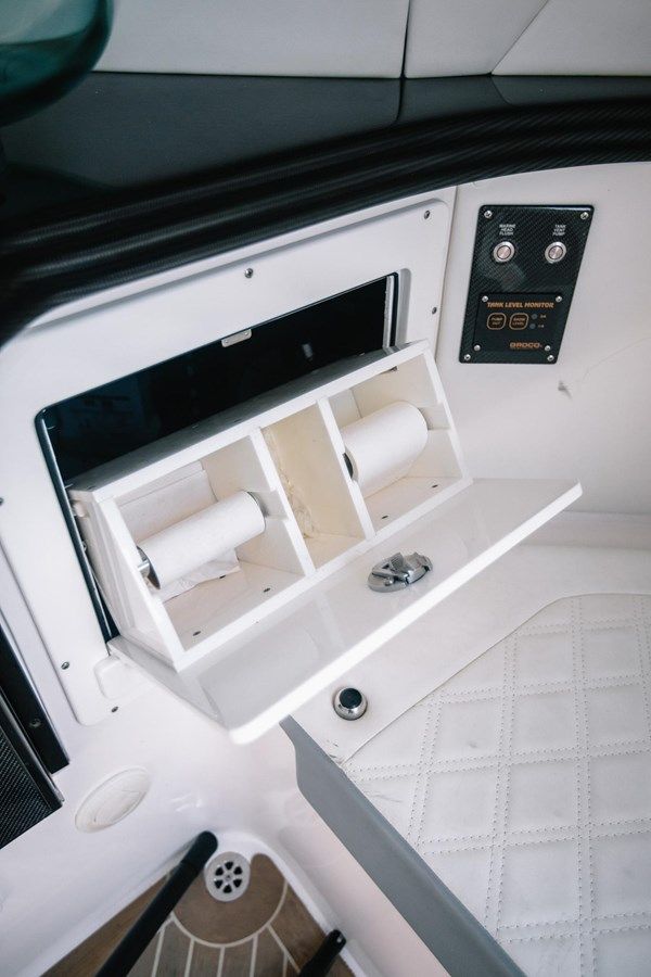 best yacht sales deals 2017 MTI V42