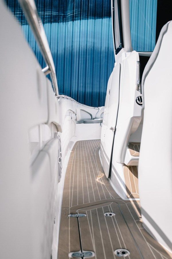 Buy a 2017 MTI V42 - MTI at Shestakov Yacht Sales