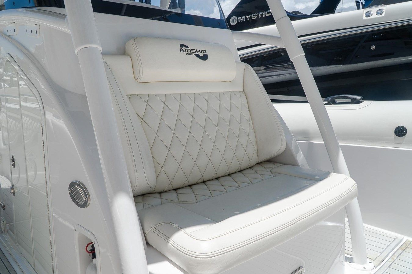 Продажа яхты 2017 Airship 330 - AIRSHIP RIBS