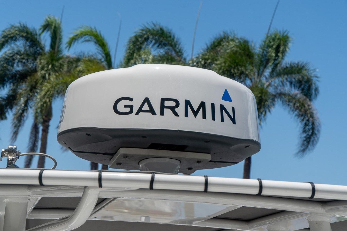 Купить яхту 2017 Airship 330 34 в Shestakov Yacht Sales