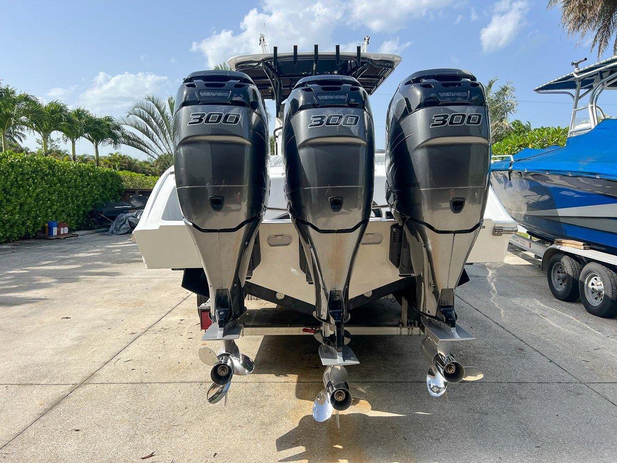 2014 Midnight Express 37 Open - Midnight Express Powerboats price
