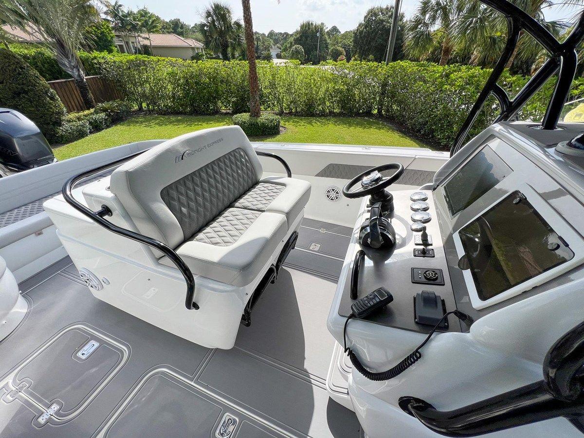 Buy a yacht 2014 Midnight Express 37 Open 37 Open