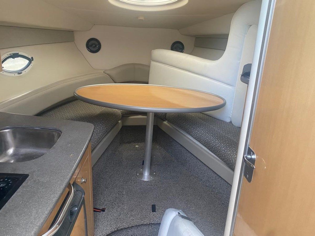 best yacht sales deals 2004 Maxum Cruiser - Maxum