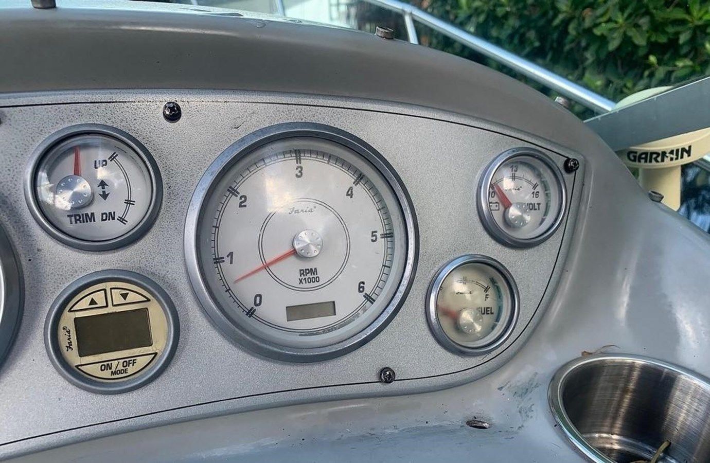 2004 Maxum Cruiser - Maxum price