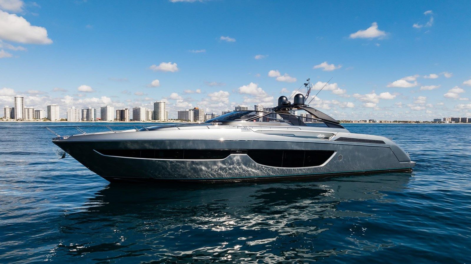 Лучшие предложения покупки яхты 2021 Riva 76' Bahamas 2021