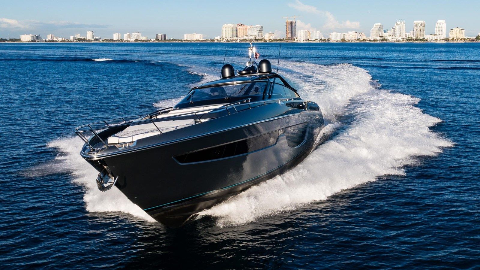 Продажа яхты 2021 Riva 76' Bahamas - RIVA YACHT