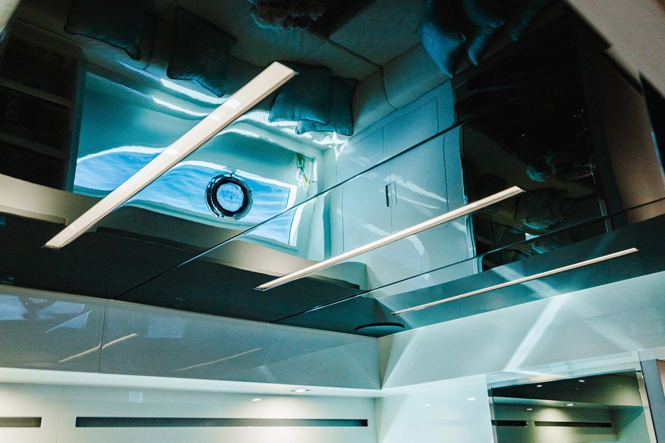 Лучшая цена на 2021 Riva 76' Bahamas 76' Bahamas