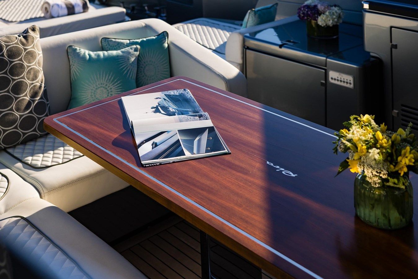 Купить 2021 Riva 76' Bahamas - RIVA YACHT