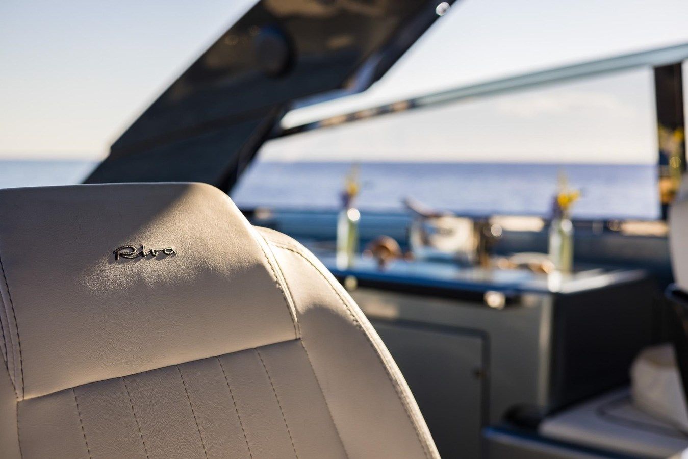 Лучшая цена на 2021 Riva 76' Bahamas 76' Bahamas