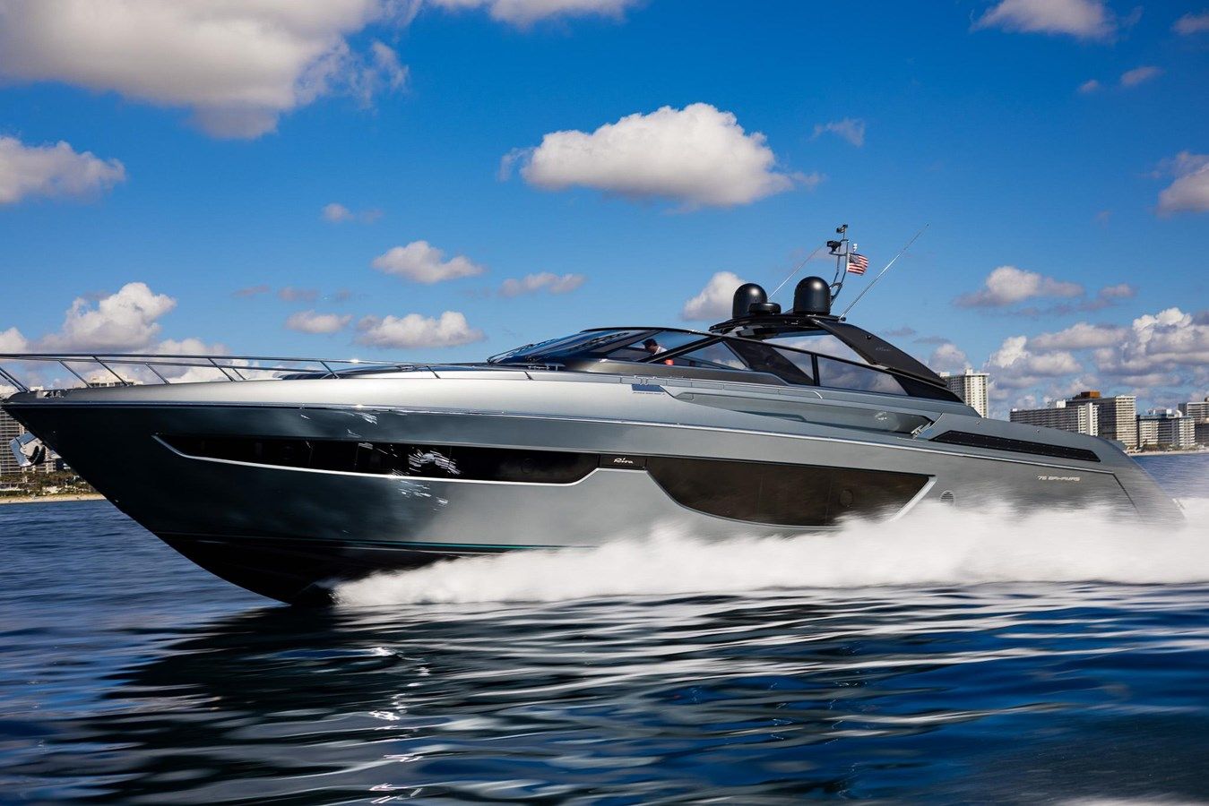 Лучшие предложения покупки яхты 2021 Riva 76' Bahamas 2021