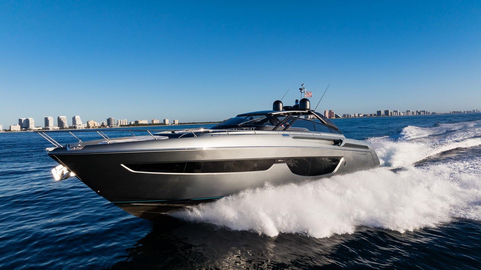 Стоимость яхты 2021 Riva 76' Bahamas 76' Bahamas