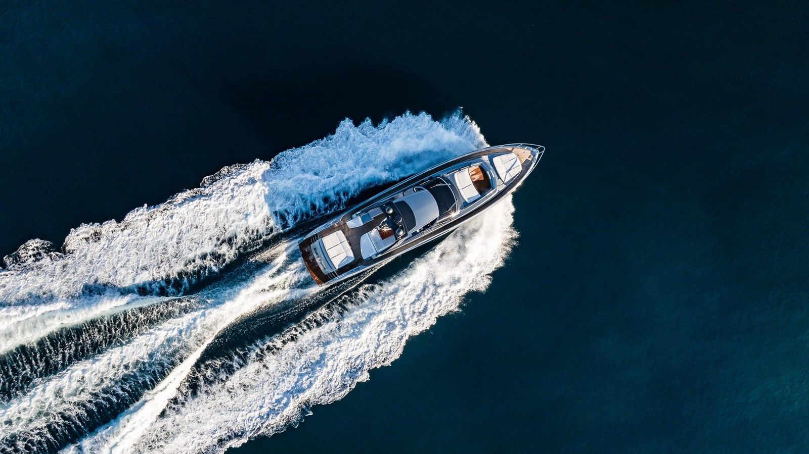 Стоимость яхты 2021 Riva 76' Bahamas 76