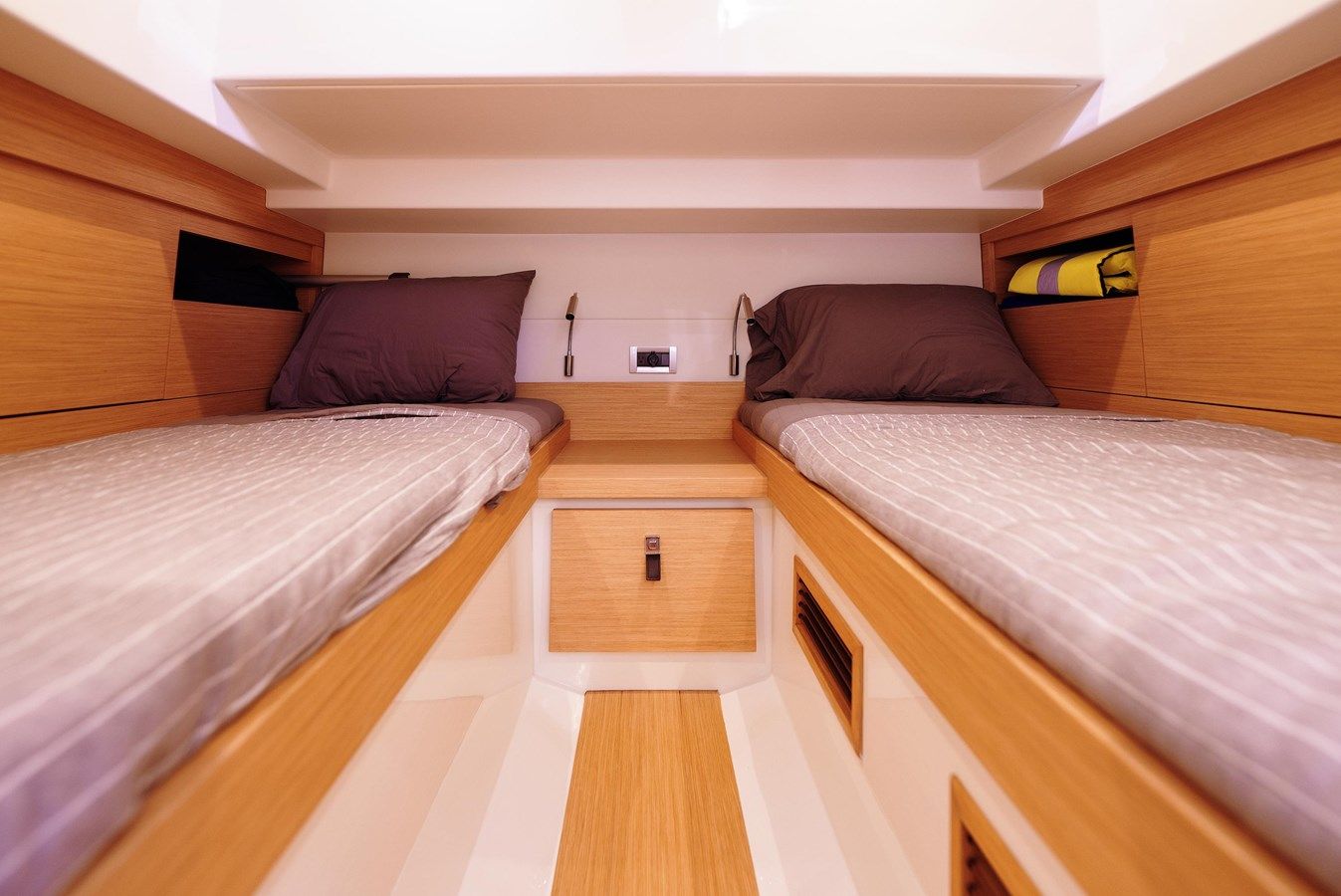 Buy a PLAN SEA 38 at Shestakov Yacht Sales