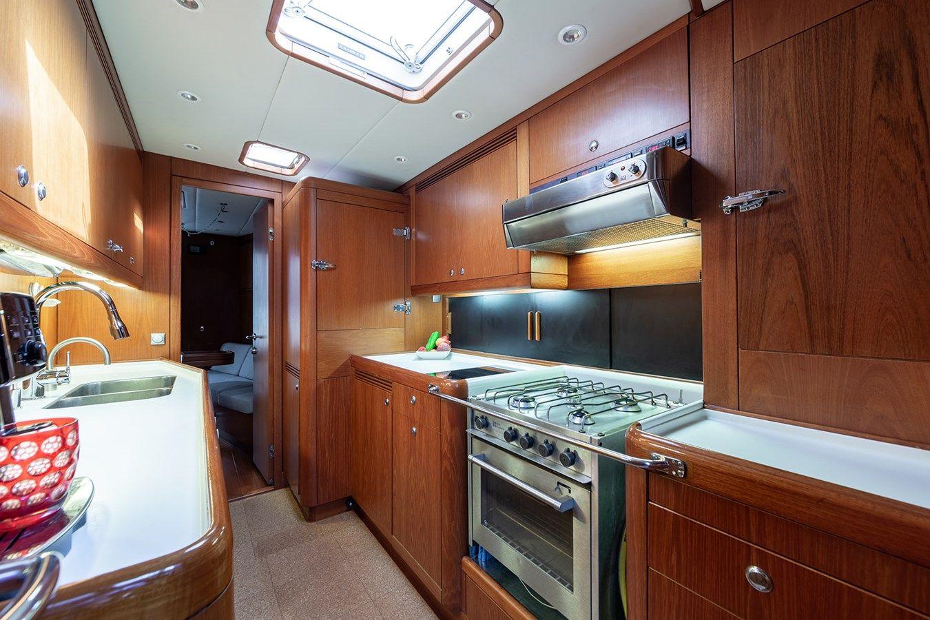 STAY CALM - Nautor Swan