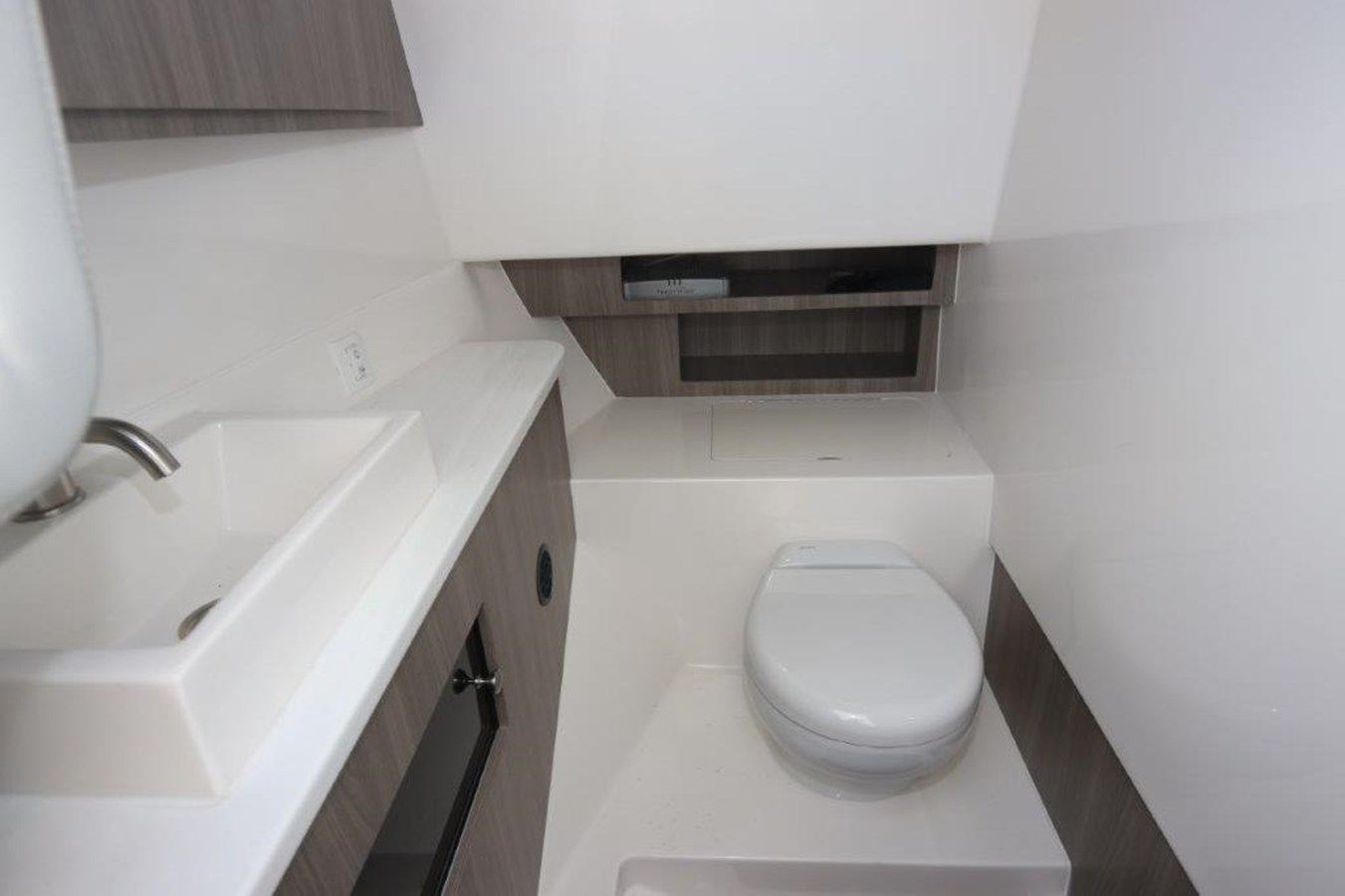 Лучшие предложения покупки яхты - - Regal