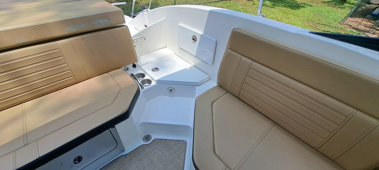 Стоимость яхты - - SEA RAY