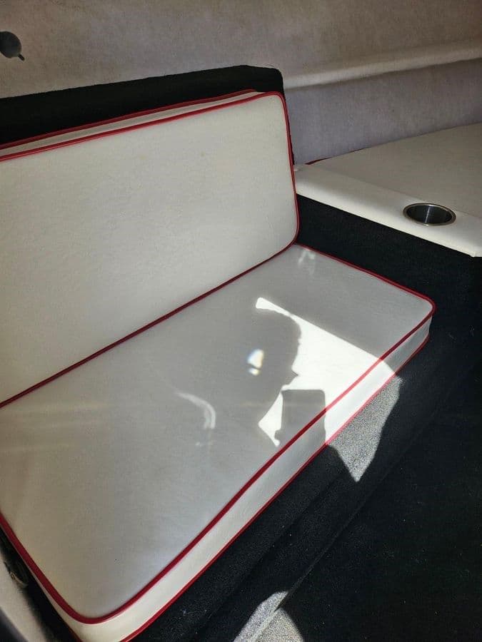 Buy a 1979 Formula 233 23 at Shestakov Yacht Sales