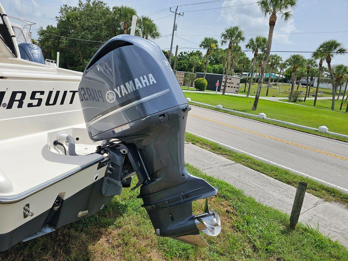 Купить 2013 Pursuit 265 Dual Console - PURSUIT BOATS