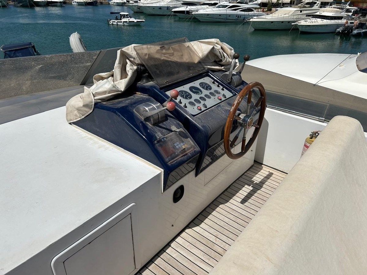 Buy a yacht MILMAR CANADOS 70S